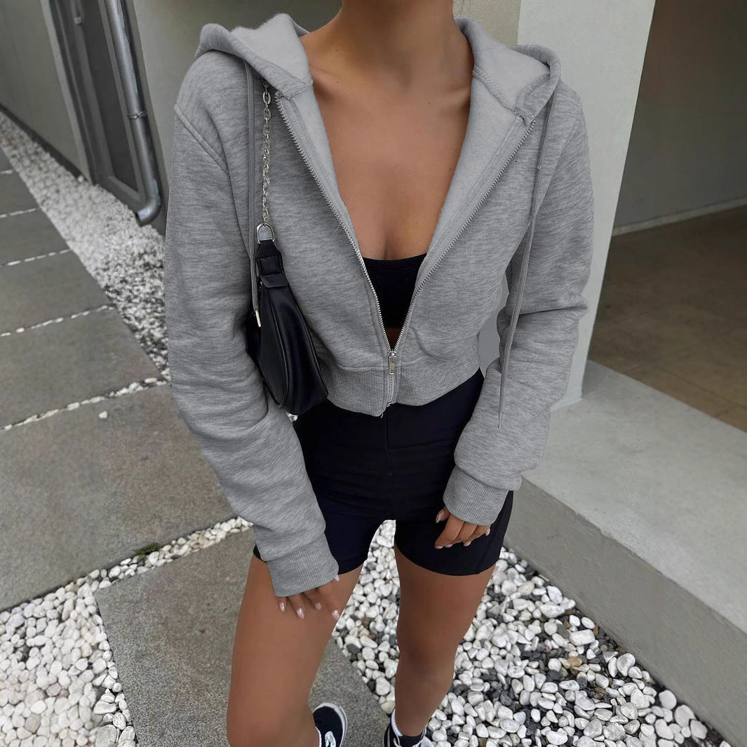 Damen Kurz geschnittene Kapuzenjacke mit Reißverschluss, voluminösen Ärmeln und schmalem Bund Shop Nory