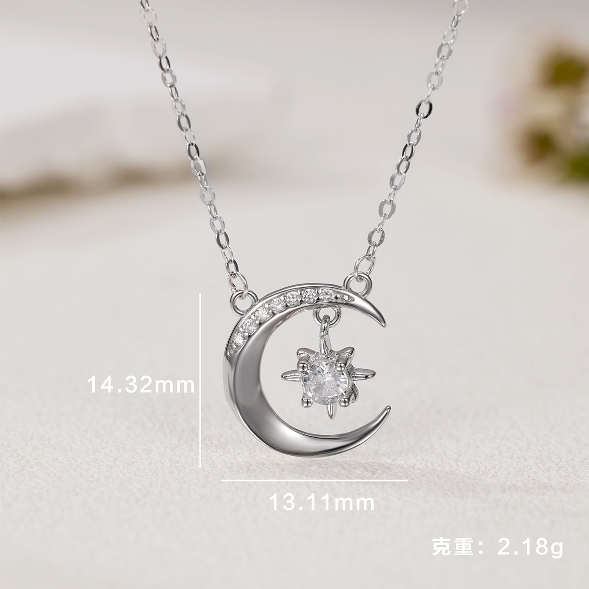 Damen Halskette mit kunstvollem Mond- und Sternenanhänger Shop Nory