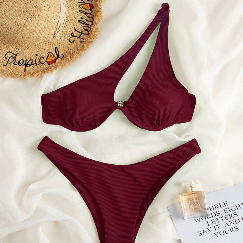Damen Triangel-Bikini mit asymmetrischem Schnitt und gepolstertem Oberteil