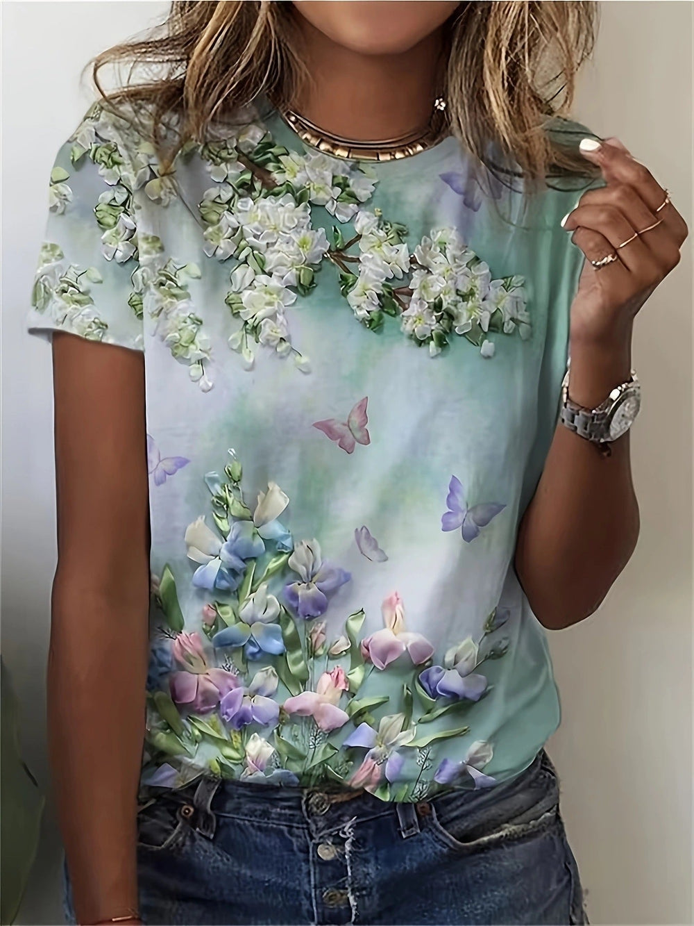 Damen T-Shirt mit floralem Design und modernem Schnitt