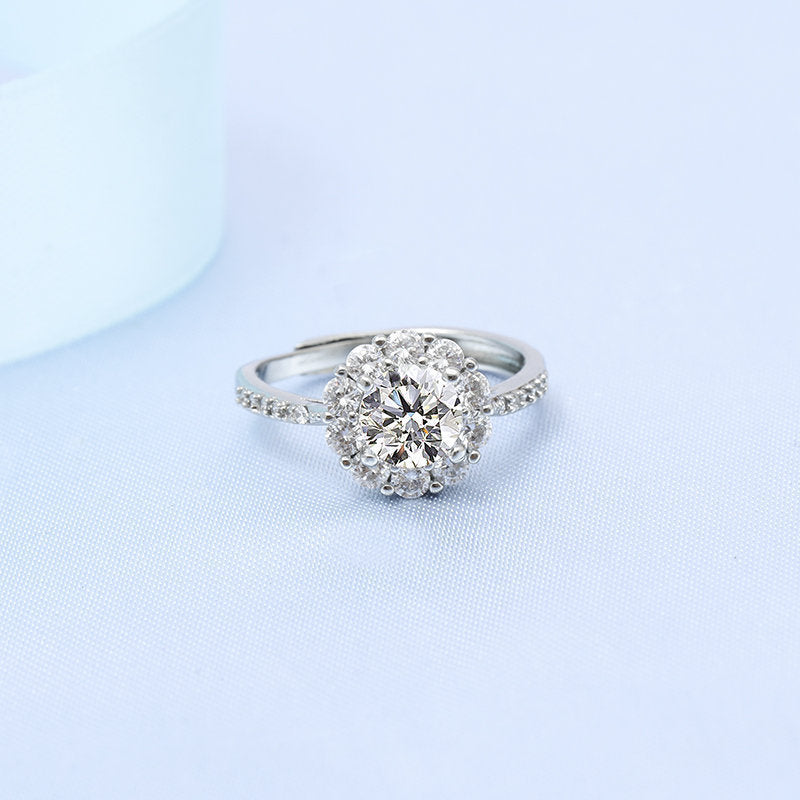 Damen Luxus Schmuckring mit funkelndem Blütendesign Shop Nory