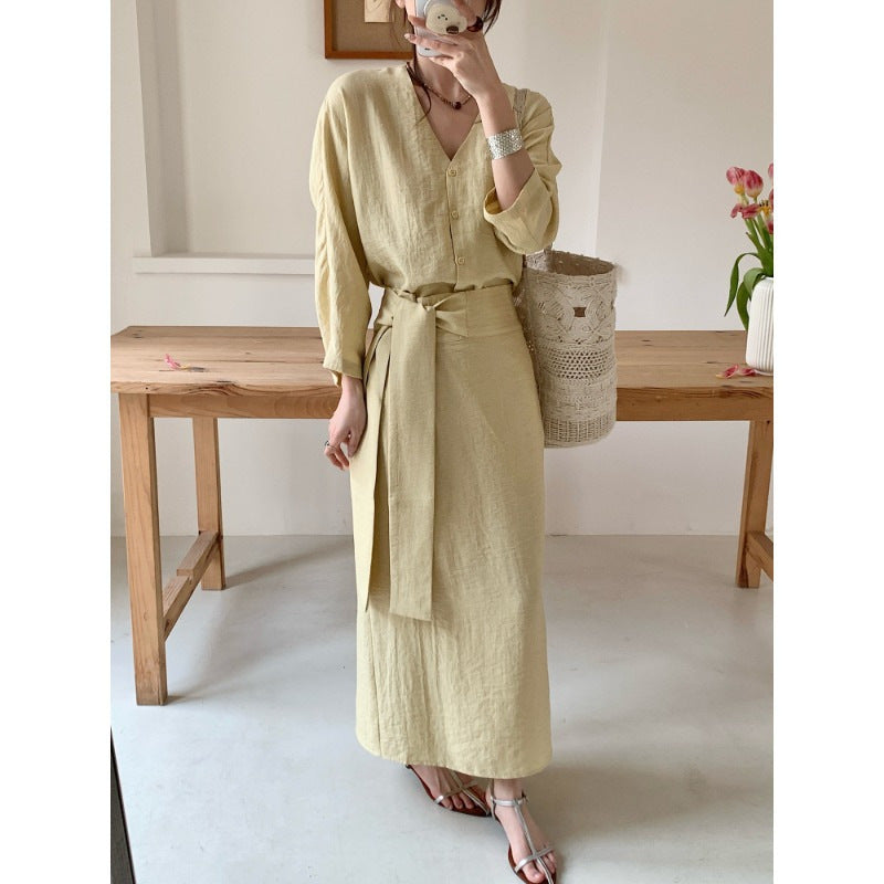 Damen Midikleid aus Leinenoptik mit tiefem V-Ausschnitt tailliertem Bindegürtel und dreiviertelärmeln Shop Nory