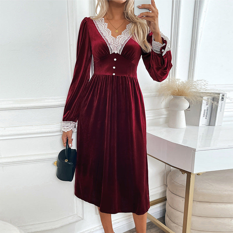 Damen Samt-Midikleid mit Spitzen‑V-Ausschnitt, tailliertem Empire‑Schnitt und Zierknöpfen Shop Nory