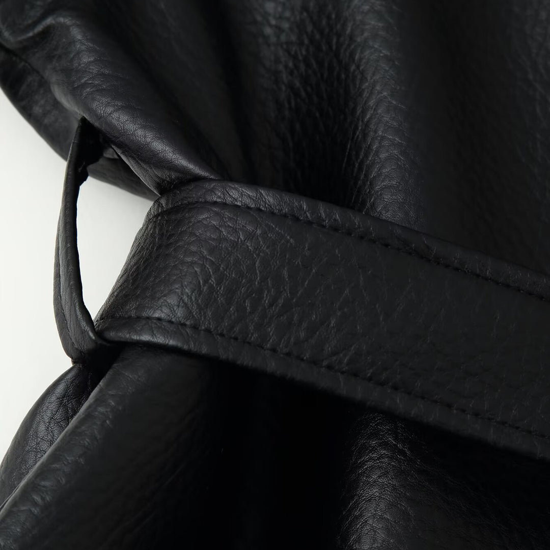 Damen Kurzblazer aus veganem Leder mit Schalkragen und Taillenbindegürtel Shop Nory