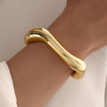 Damen Armreif mit geschwungenem und elegantem Design Shop Nory