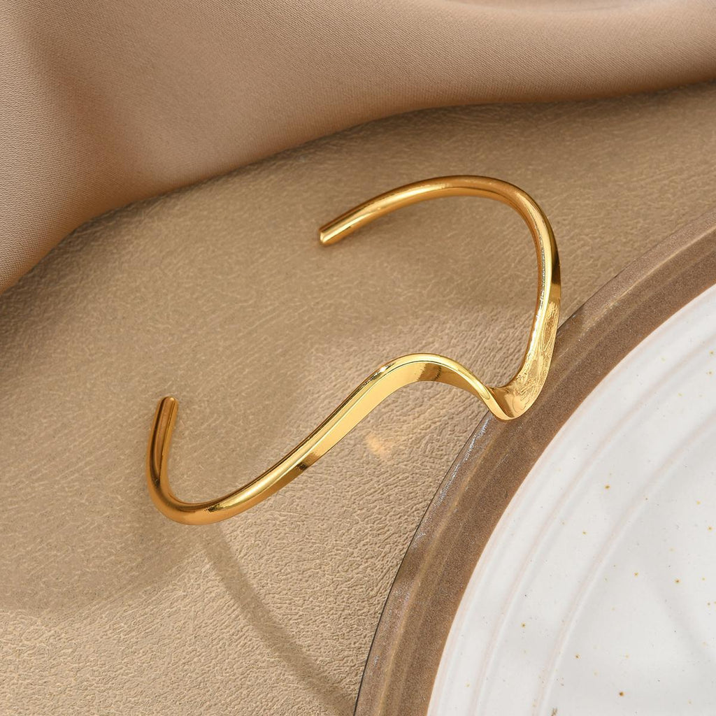 Damen Armreif mit elegantem geschwungenen Design Shop Nory