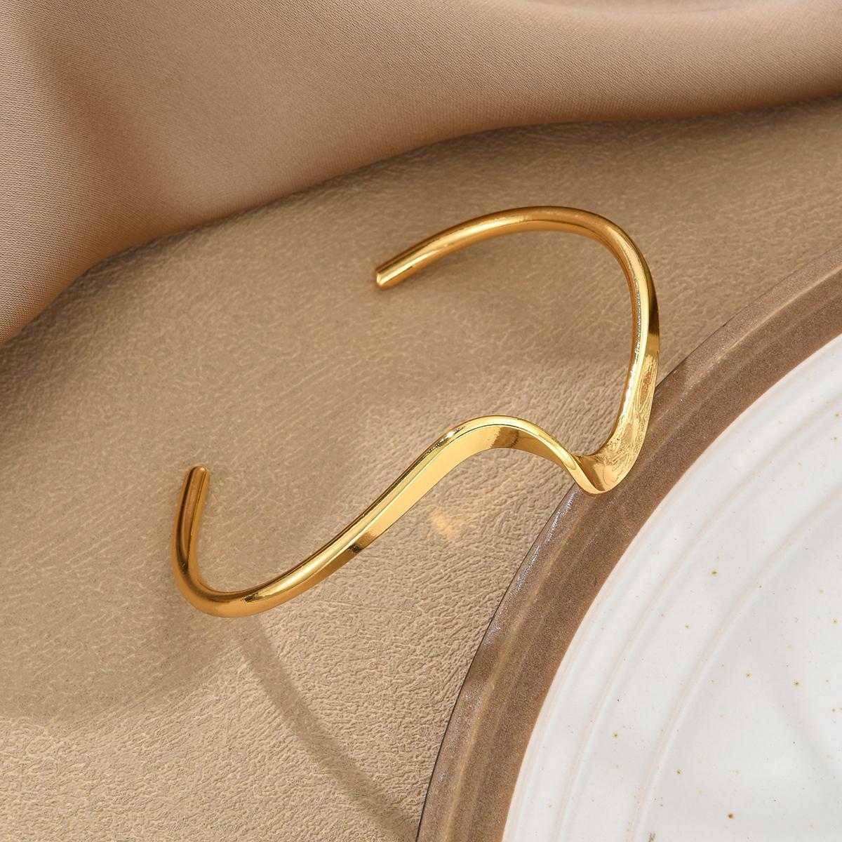 Damen Armreif mit elegantem geschwungenen Design Shop Nory