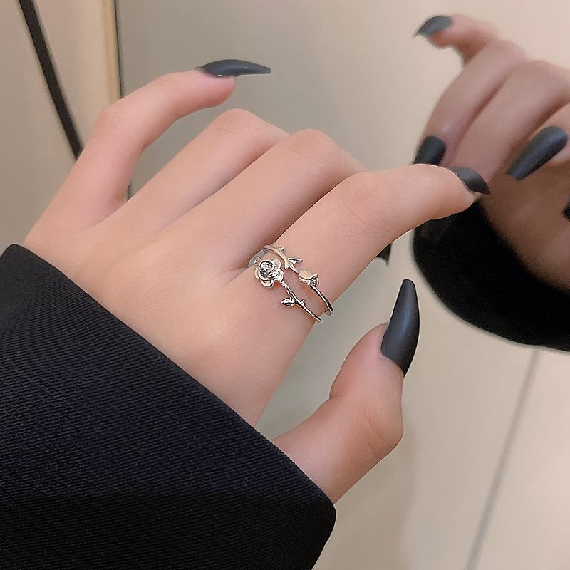 Damen Offener Ring mit kunstvollem Rosen-Design Shop Nory