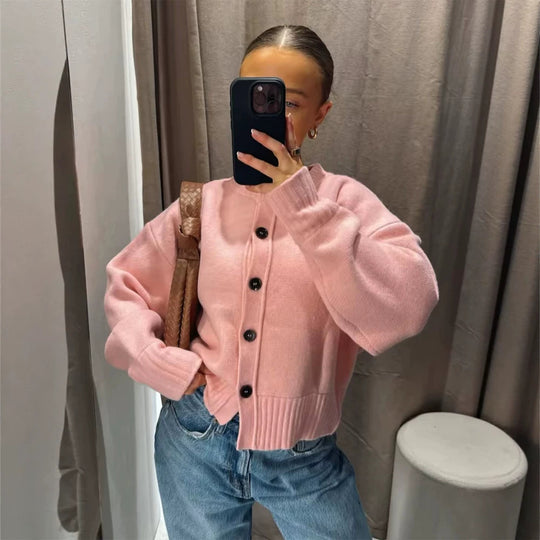 Damen Kurze Boxy-Strickjacke mit großer Knopfleiste, geripptem Saum & Volumenärmeln Shop Nory