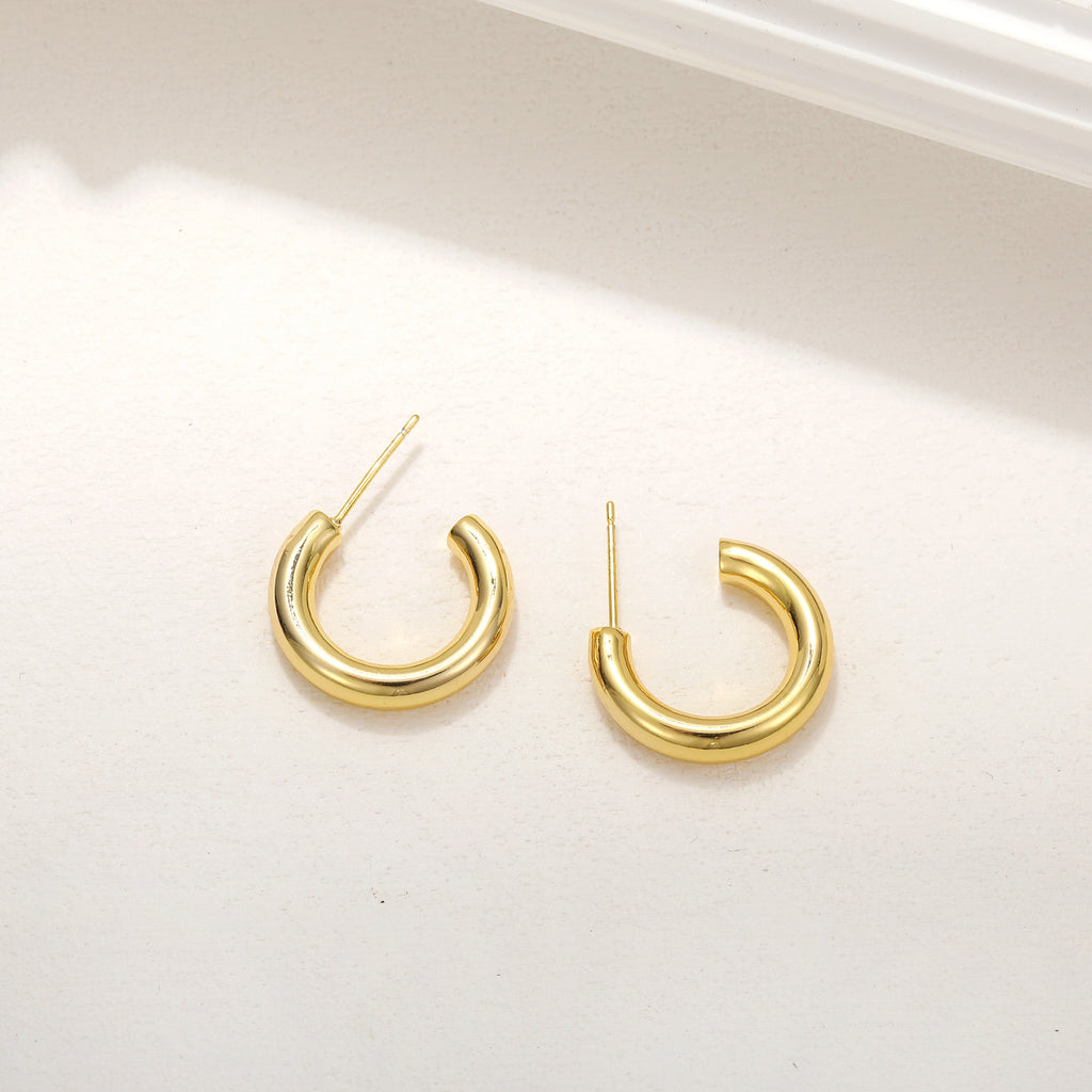 Damen Ohrringe-Set mit vielseitigen Formen und eleganter Goldverzierung Shop Nory