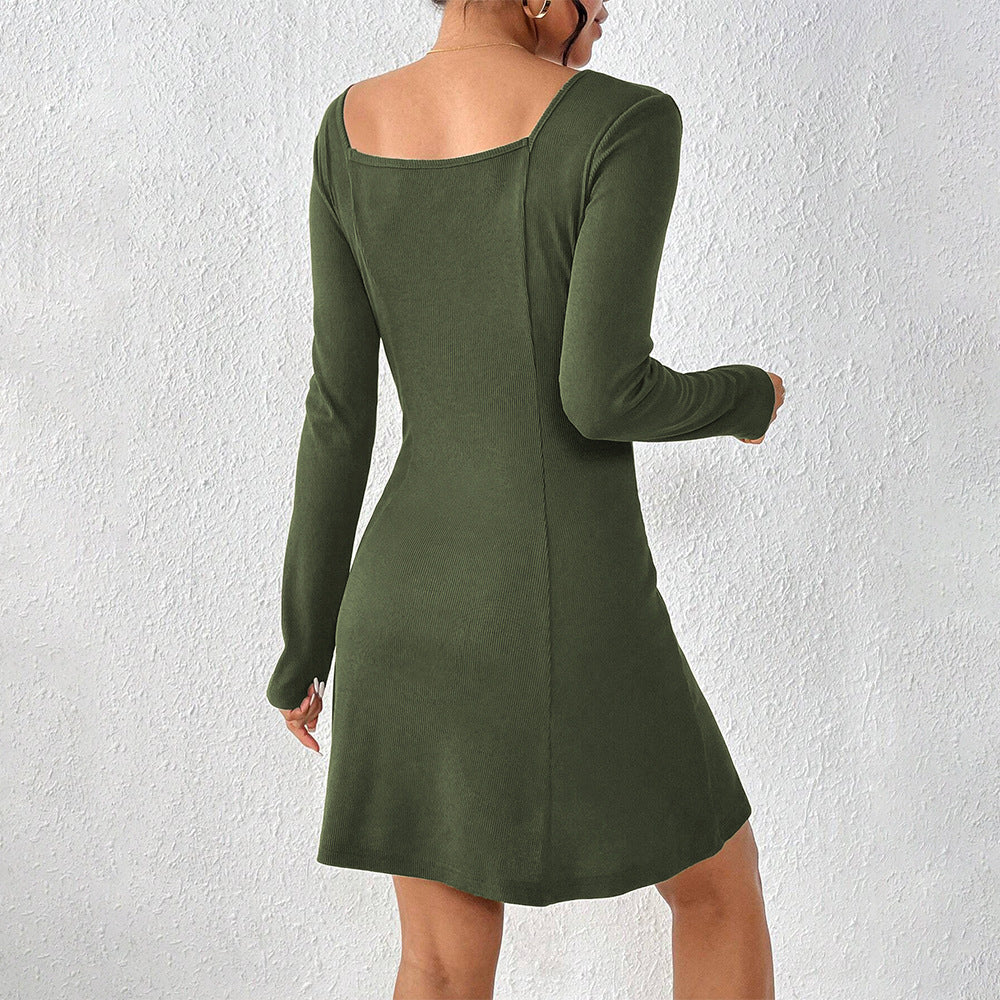 Damen ausgestelltes Strick‑Korsagenkleid mit durchgehender Knopfleiste, Square‑Neck und figurformenden Teilungsnähten Shop Nory
