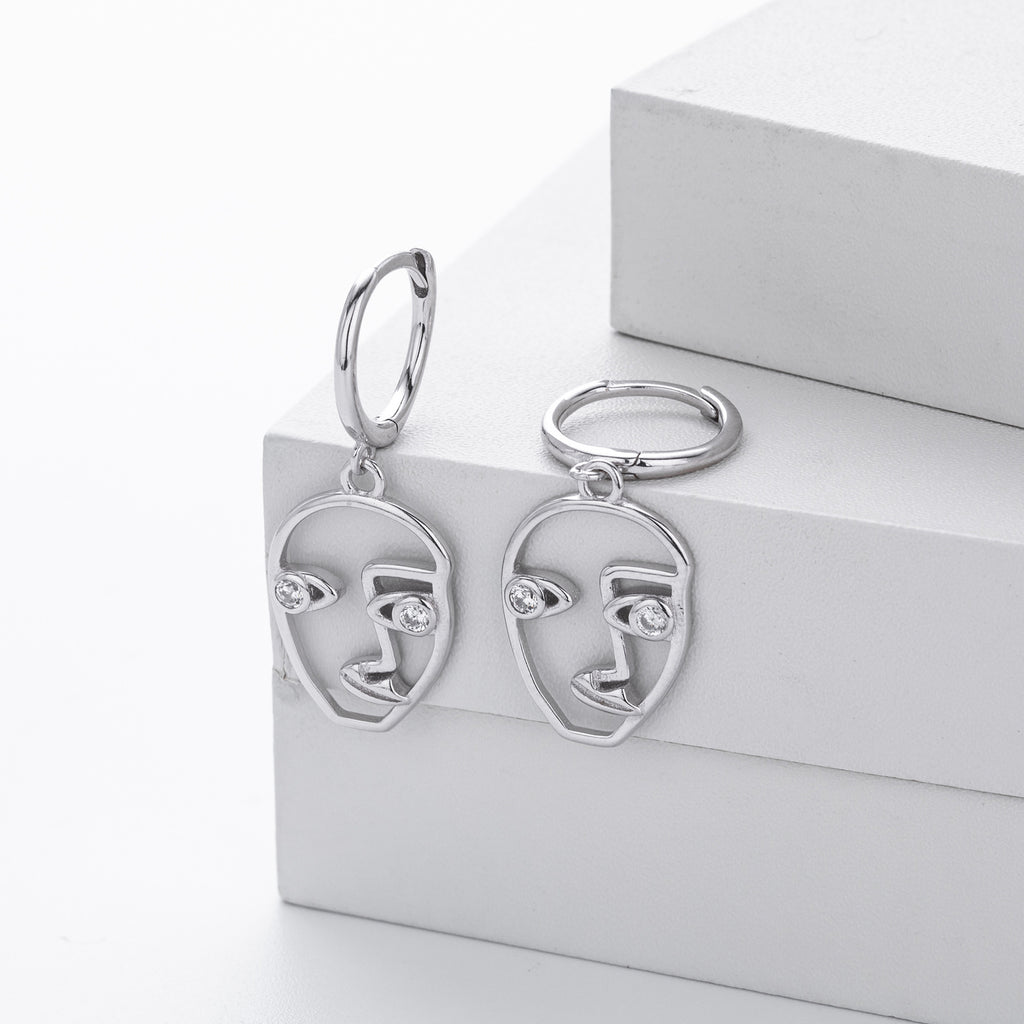 Damen Ohrringe im modernen Gesichtsdesign aus hochwertigem 925 Sterling Silber Shop Nory