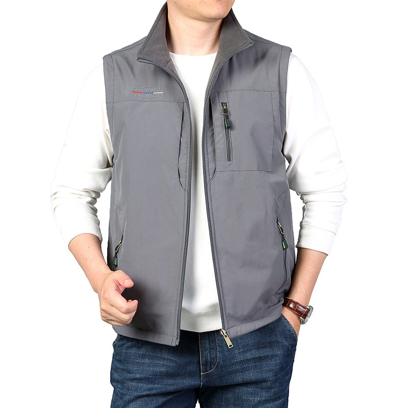 Herren Leichte Multifunktionale Outdoor-Weste mit Reißverschlusstaschen und Stehkragen Shop Nory