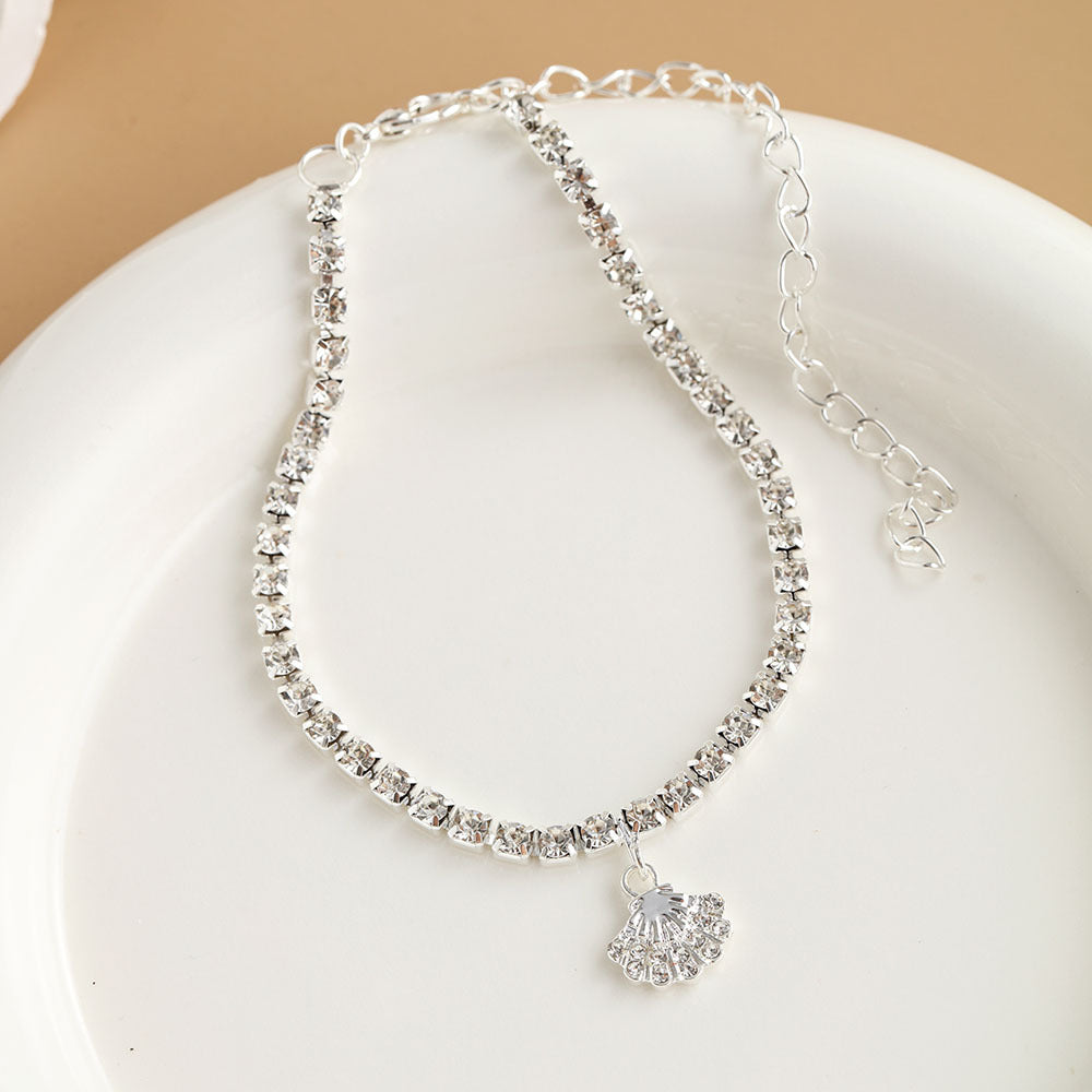Glitzernde Kristall Choker Halskette mit Muschelanhänger und Verstellbarer Kette