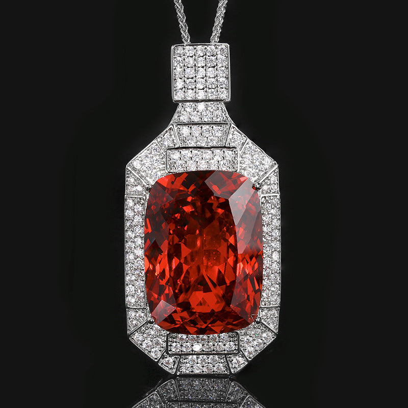 Kissenform Statement-Gemstein Halo Anhänger Halskette mit Pavé-Kristallen
