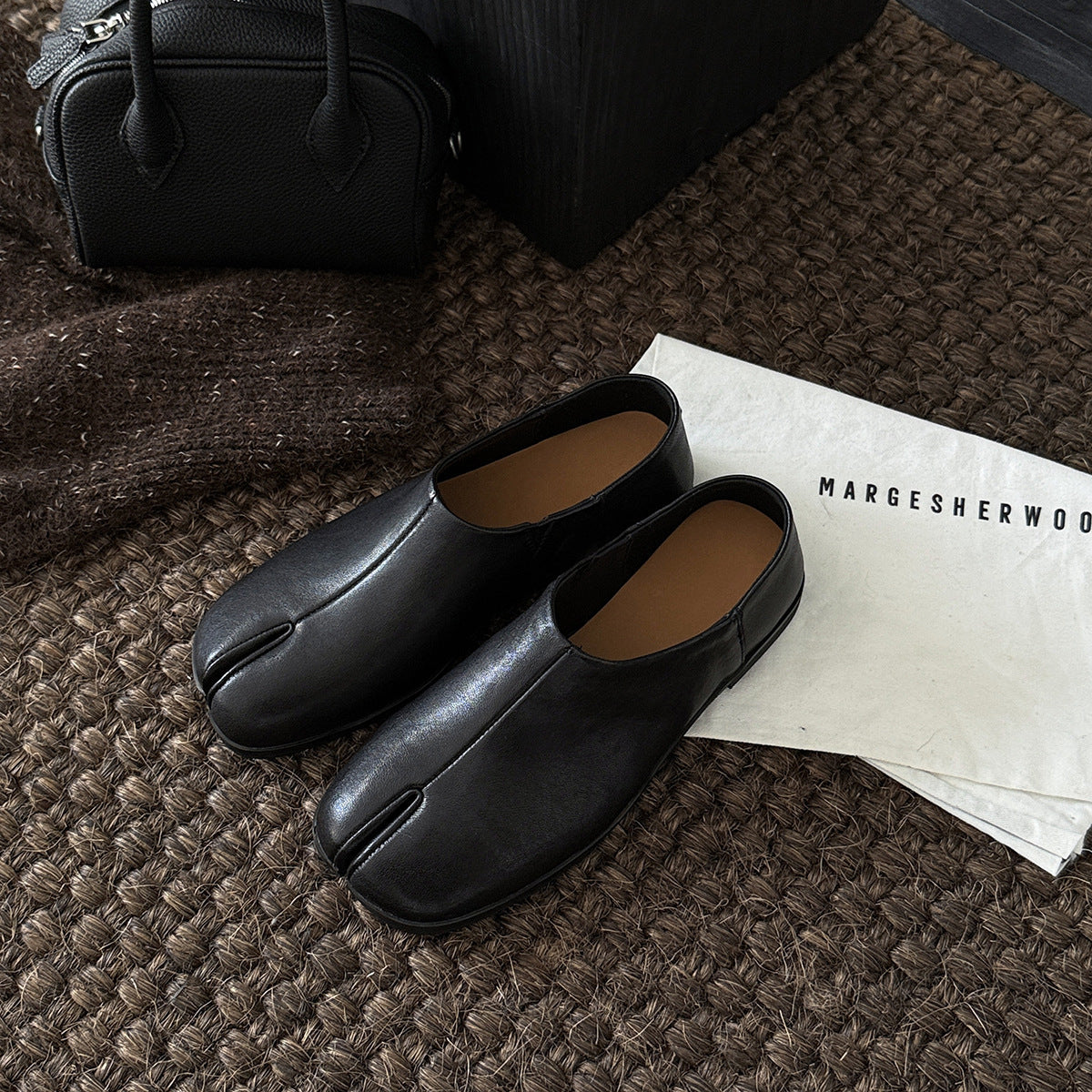 Damen Elegante und bequeme Slippers aus hochwertigem Leder mit offenem Fersenbereich