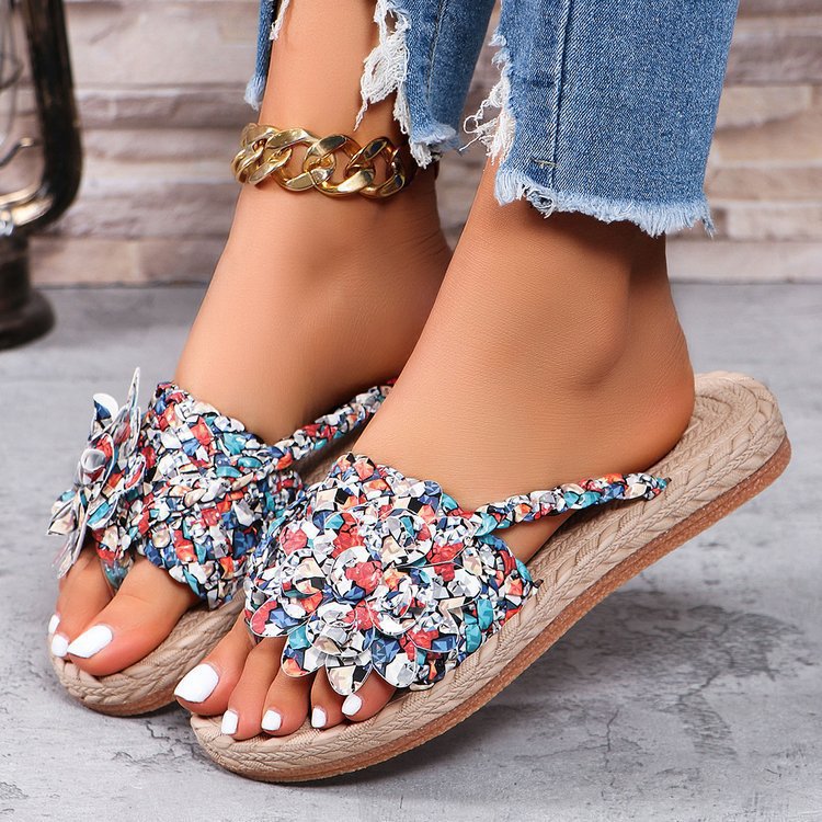 Damen Geflochtene Zehentrenner‑Sandalen mit XXL‑Blütenapplikation und gepolstertem Komfortfußbett Shop Nory