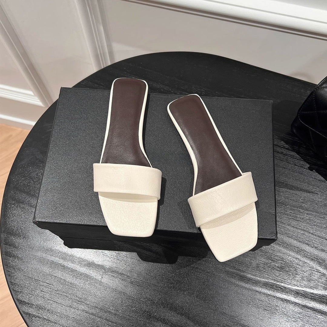 Damen Modische Slides mit breiter Riemenfront