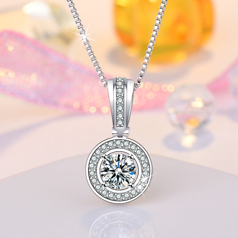Damen Halskette mit funkelndem Zirkonia-Anhänger in elegantem Design Shop Nory