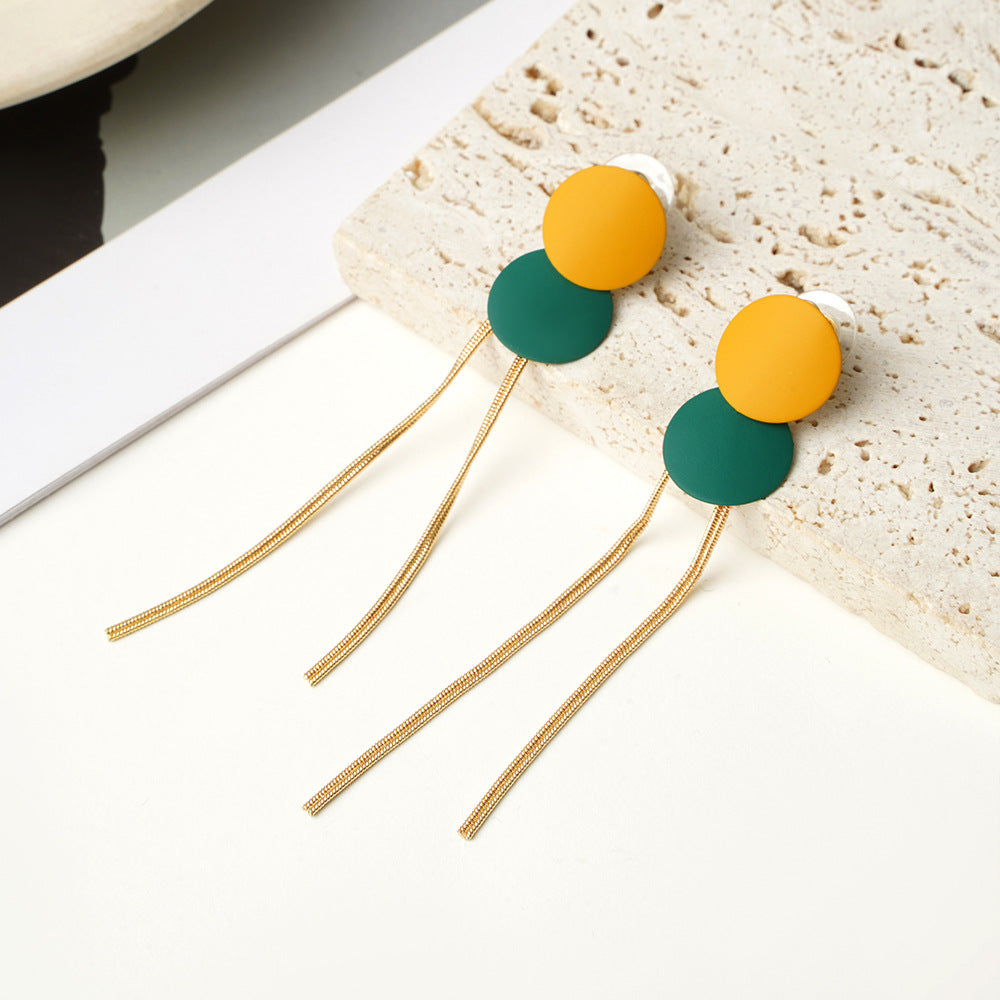 Damen Ohrhänger mit zeitgemäßem, skulpturalem Design Shop Nory