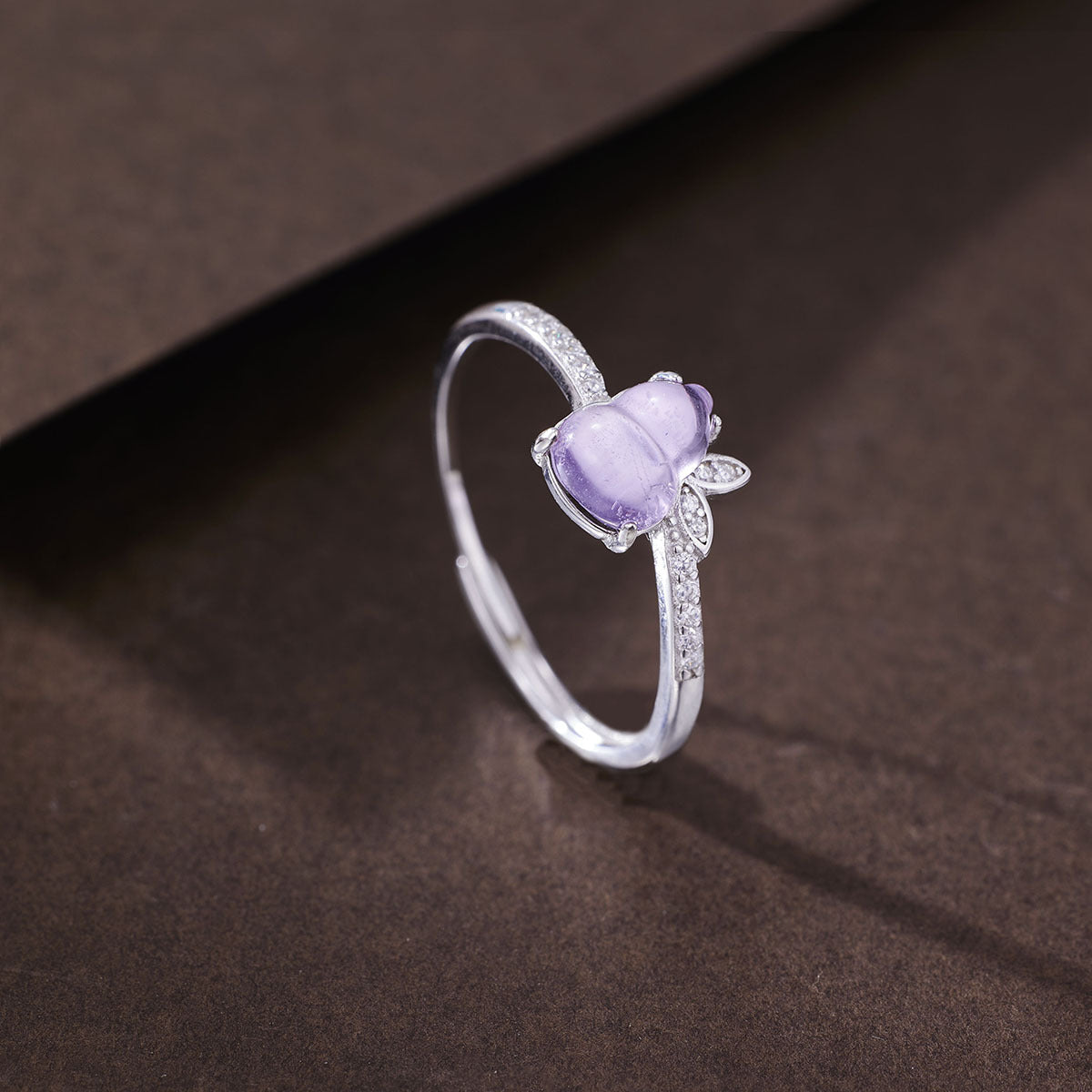 Damen Ring mit kunstvollem Blumenmuster und funkelnden Zirkonia Shop Nory