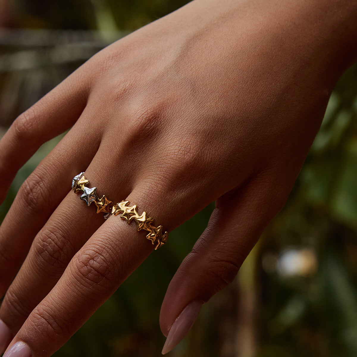 Damen Offener Ring mit modernem, geschwungenem Design aus hochwertigem Edelstahl Shop Nory