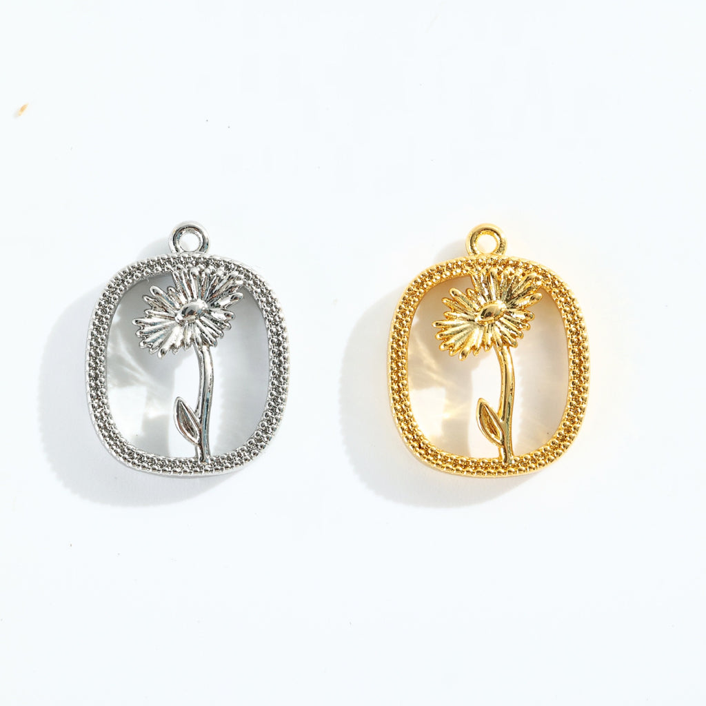 Schmuckanhänger mit floralem Design Shop Nory