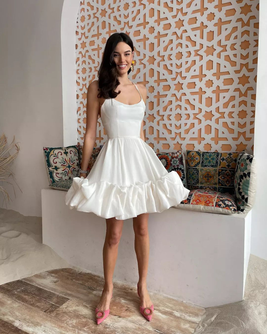 Damen A-Linien Kleid mit voluminösem Rüschensaum