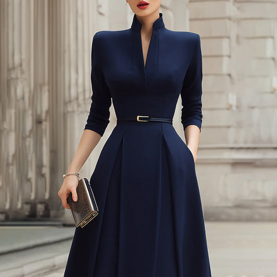 Damen Stilvolles Maxikleid mit tailliertem Schnitt Shop Nory