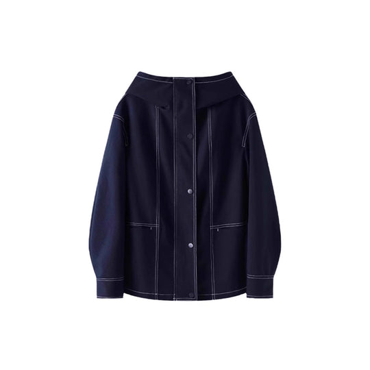 Damen Boxy‑Kapuzenparka mit sichtbaren Ziernähten und hochschließendem Stehkragen Shop Nory
