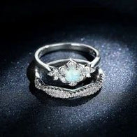 Damen Ring set mit floralem Design und funkelnden Zirkonia Shop Nory