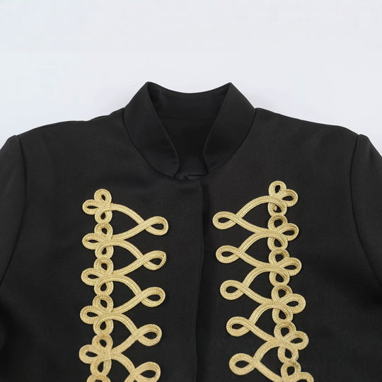 Damen Kurzjacke im Militärstil mit goldener Zierborte und Stehkragen Shop Nory