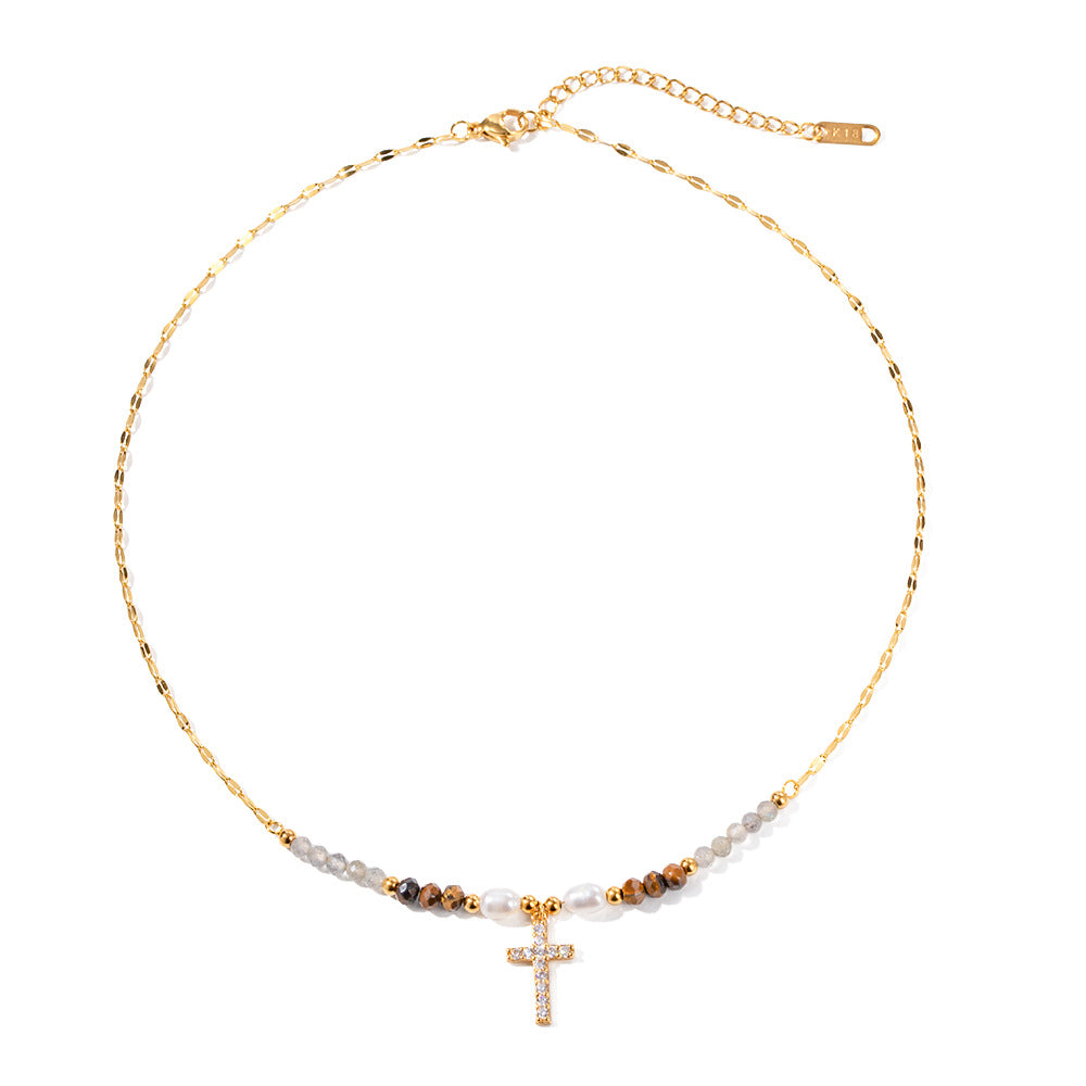 Damen Halskette mit funkelndem Kreuz und eleganten Perlenakzenten Shop Nory