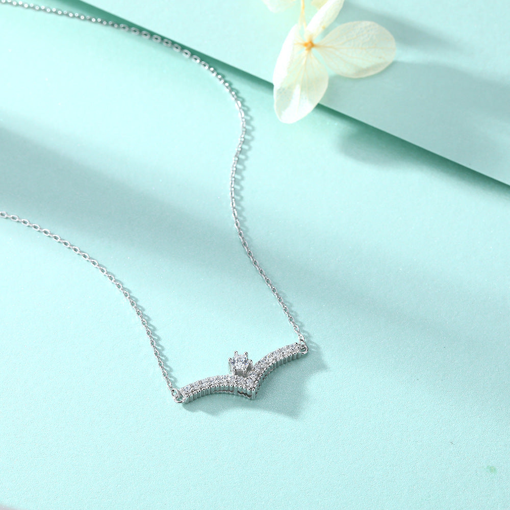 Damen Halskette mit funkelndem Zirkonia-Besatz und elegantem Design Shop Nory