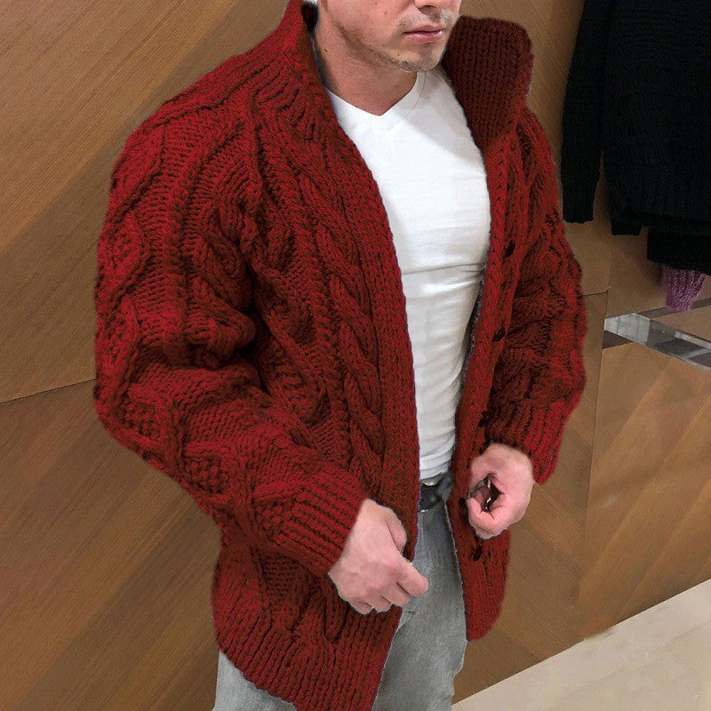 Herren Grobstrickjacke mit klassischem Stehkragen und Knopfverschluss