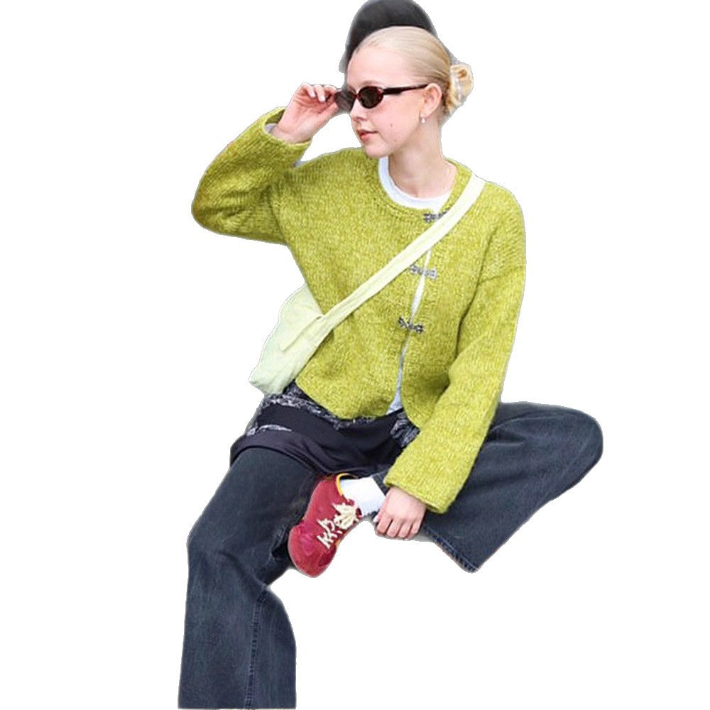 Damen Kurzer Oversize-Strickcardigan mit dekorativen Hakenverschlüssen & Rundhalsausschnitt Shop Nory