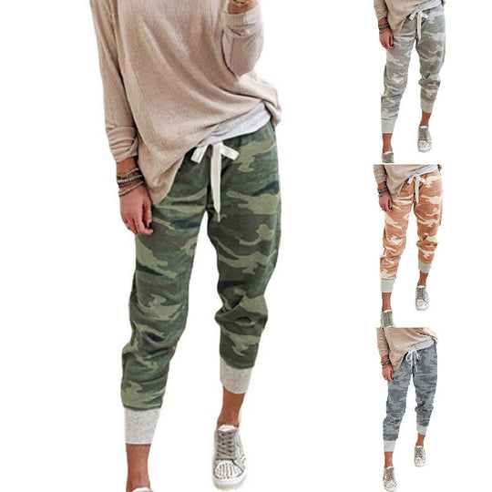 Damen Kordelzug-Jogpant im Camouflage-Look mit schmalem Fußbündchen Shop Nory