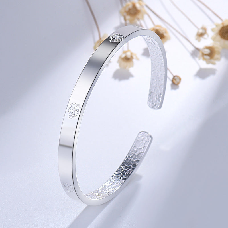 Damen Offener Armreif aus hochwertigem Edelstahl mit strukturiertem Design Shop Nory