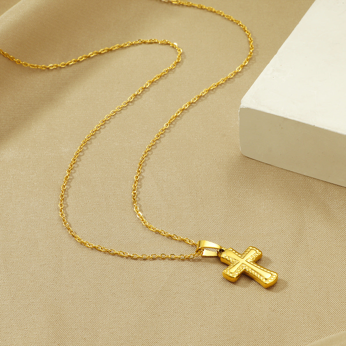 Damen Luxuriöse Gold Kreuz Anhänger Halskette Shop Nory