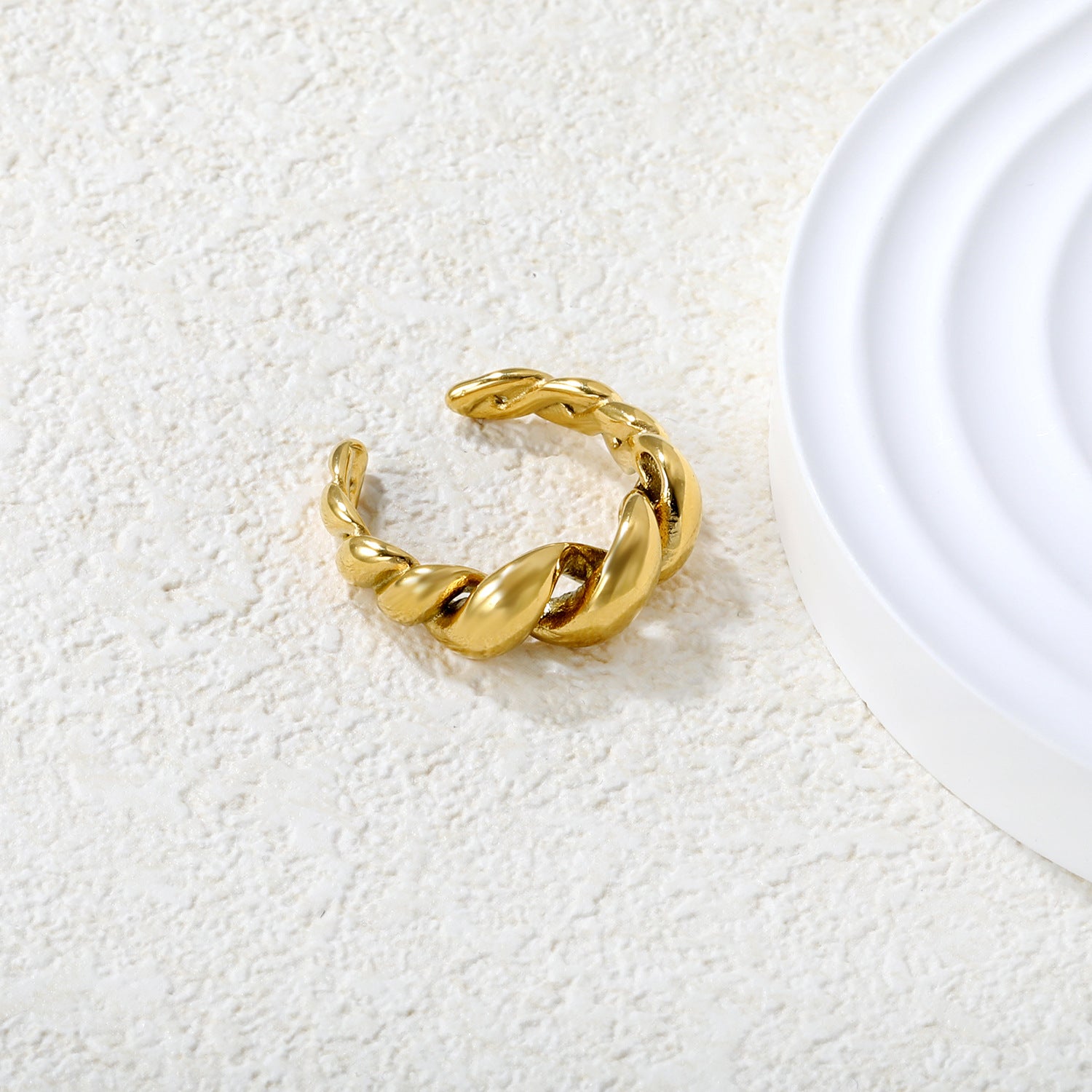Damen verstellbarer Ring im eleganten, gedrehten Design Shop Nory