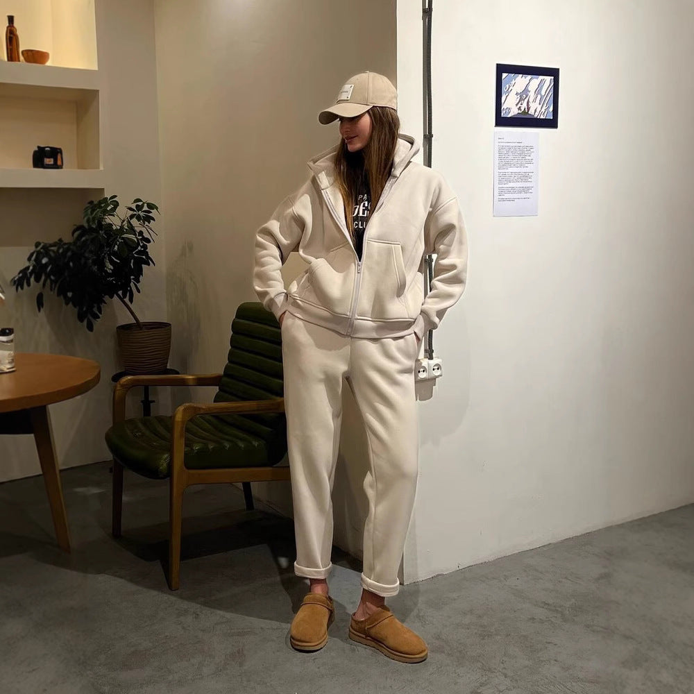 Damen lässiges Fleece-Zweiteiler mit Oversize-Kapuzenjacke und tapered Joggerhose Shop Nory