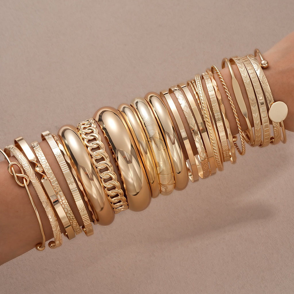 Damen Armreif-Set mit eleganten Designs und feinen Verzierungen Shop Nory