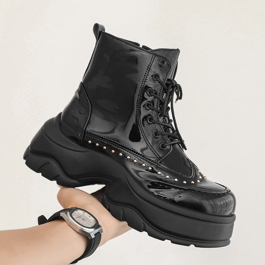 Damen Plateau-Boots mit Lackfinish, Schnürung und Nietenbesatz Shopy Nory