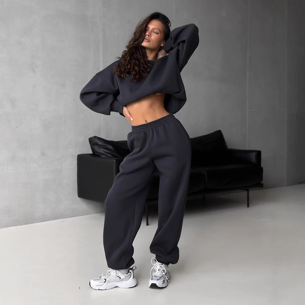Damen lässiger Sport-Loungewear-Anzug mit crop Schnitt und weitem Bein