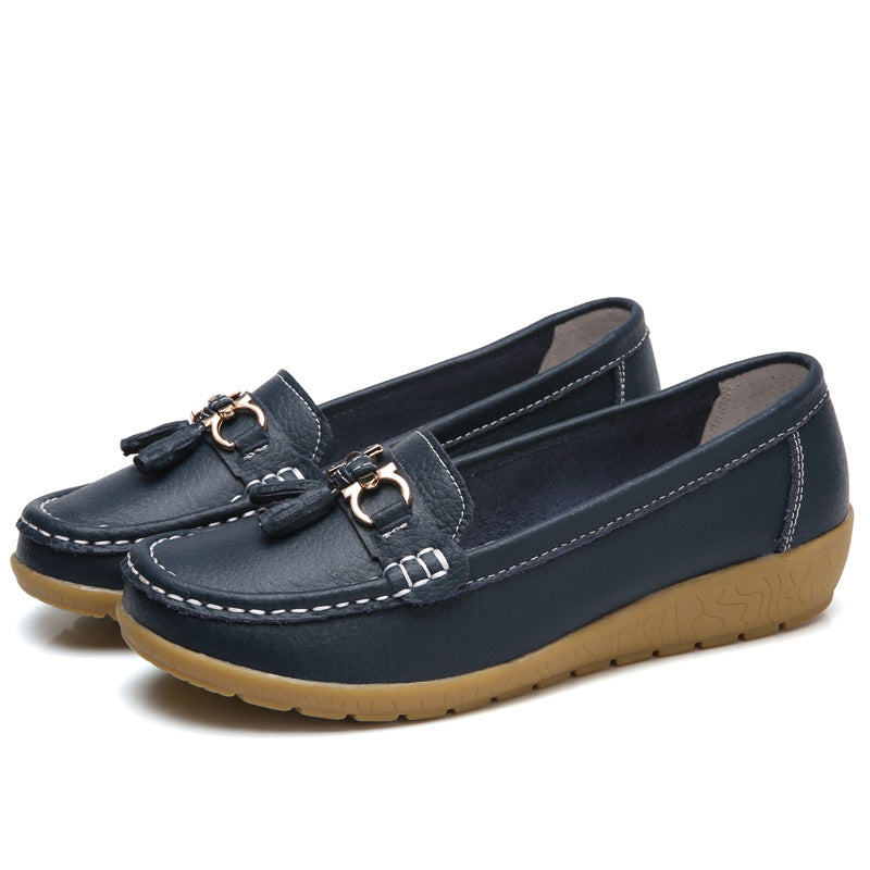 Damen Mokassins mit ornamentaler Schnalle und weicher Sohle