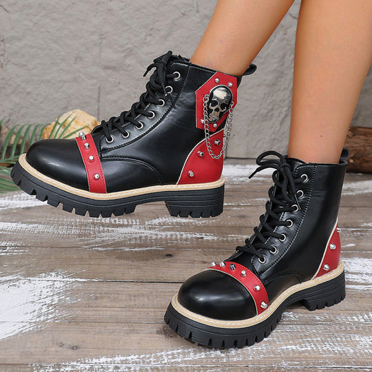 Damen modische Schnürstiefel mit dekorativen Nieten und Kettenanhänger