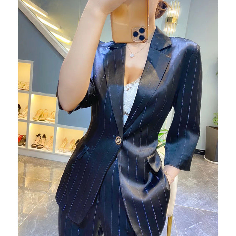 Damen Eleganter Blazer mit glänzendem Finish Shop Nory