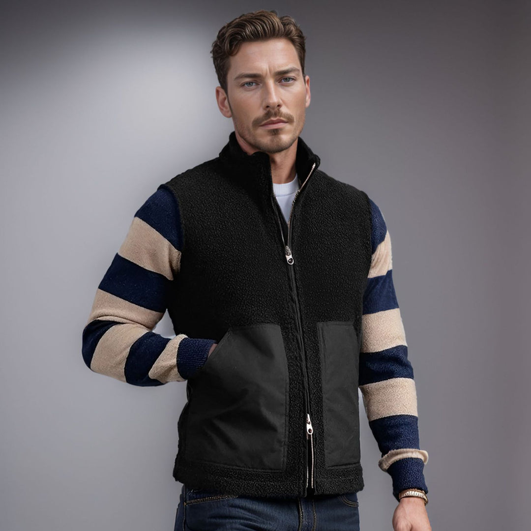 Damen Kurz geschnittene Bouclé-Fleece-Weste mit Stehkragen, Zwei-Wege-Reißverschluss und kontrastierenden Aufsatztaschen Shop Nory