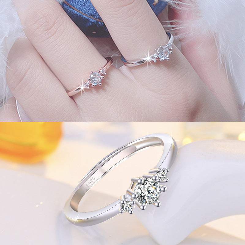 Damen Verlobungsring mit kunstvoller Zirkonia-Besatzung und eleganten Details Shop Nory