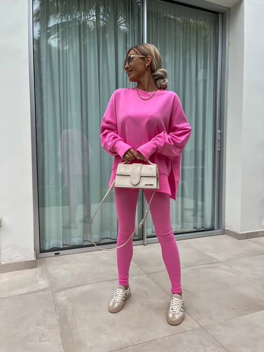 Damen komfortables Oversize-Lounge-Set mit langem Sweatshirt, gerippten High-Waist-Leggings und verlängerten Bündchen Shop Nory